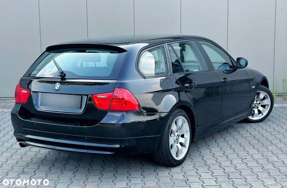 BMW Seria 3 318i - 6
