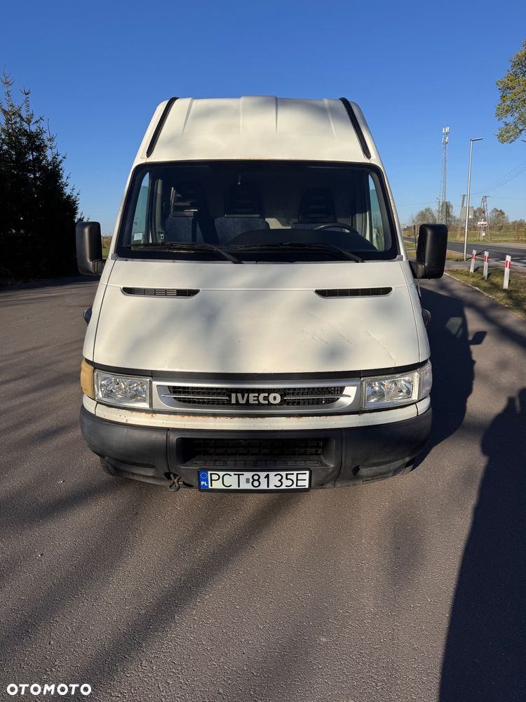 Iveco Daily 35S12 Średni - 11