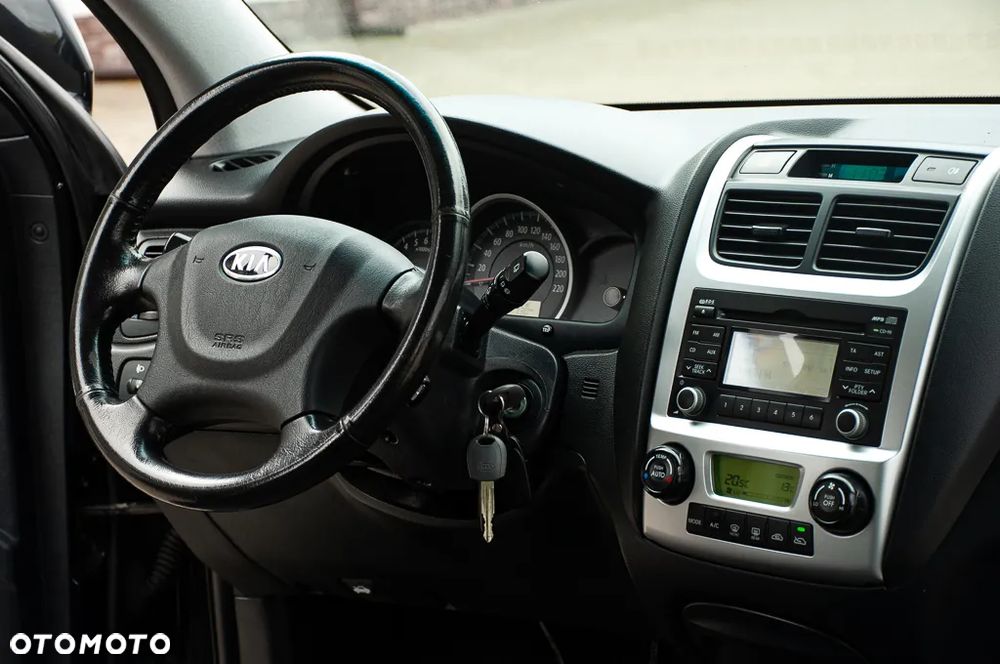 Kia Sportage 2.0 Expedition - 6