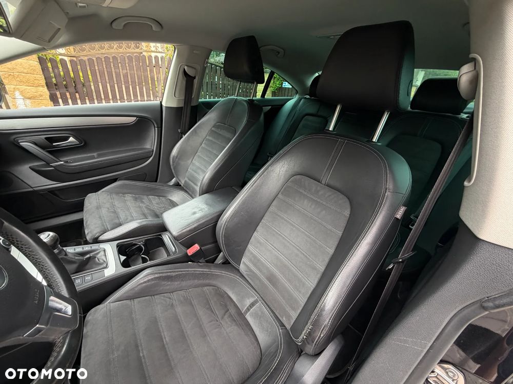 Volkswagen Passat CC 2.0 TDI BlueMotion Technology Exclusive - 25