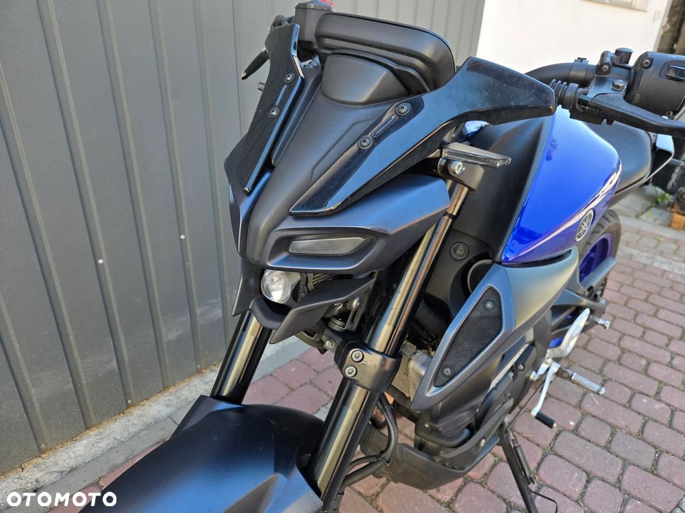 Yamaha MT - 16
