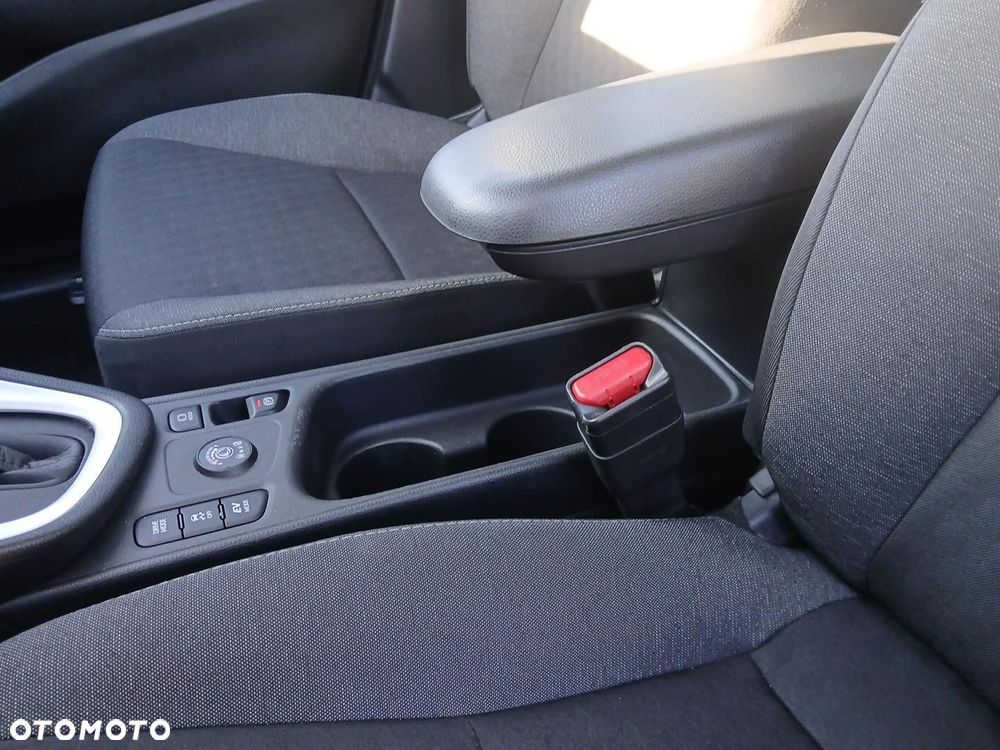 Toyota Yaris Hybrid 1.5 Comfort - 35