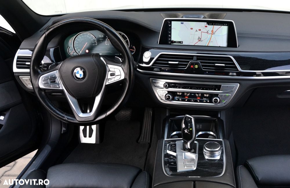 BMW Seria 7 740d xDrive - 25