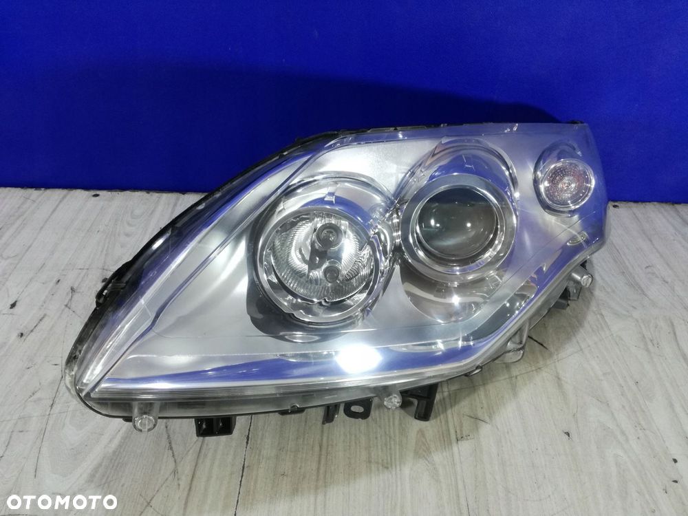 Renault Laguna III 3 07/10 lampa reflektor przód lewa Anglik - 1