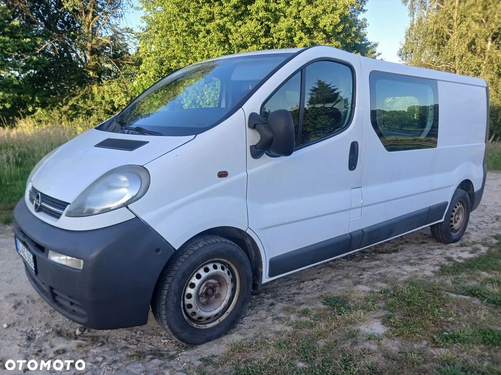 Opel Vivaro - 1
