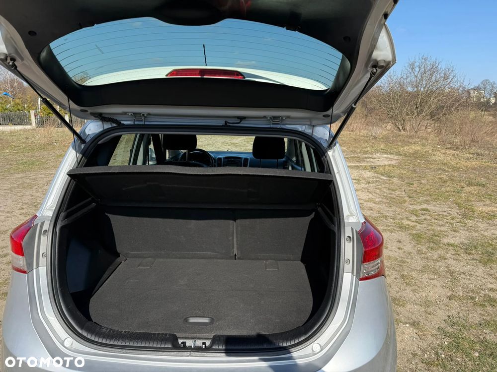 Hyundai ix20 1.4 CRDi blue Style - 16