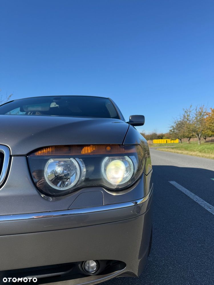 BMW Seria 7 745i L - 13