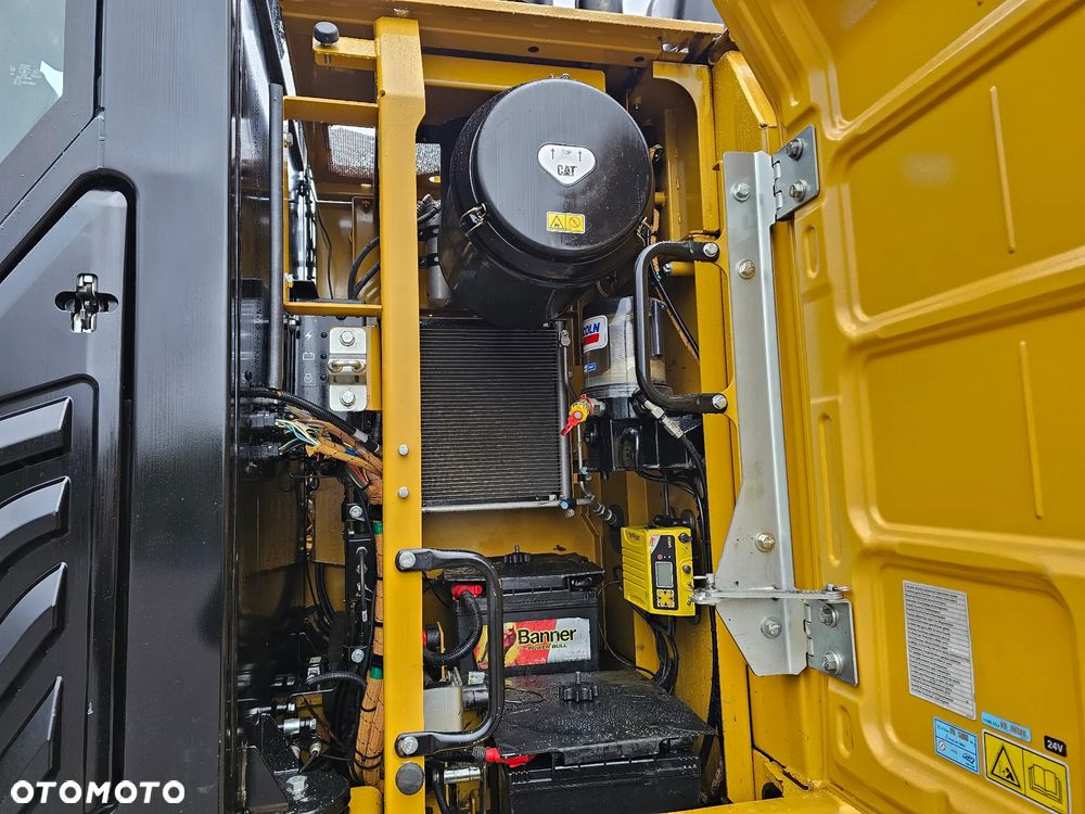 Caterpillar 330 FL - 21