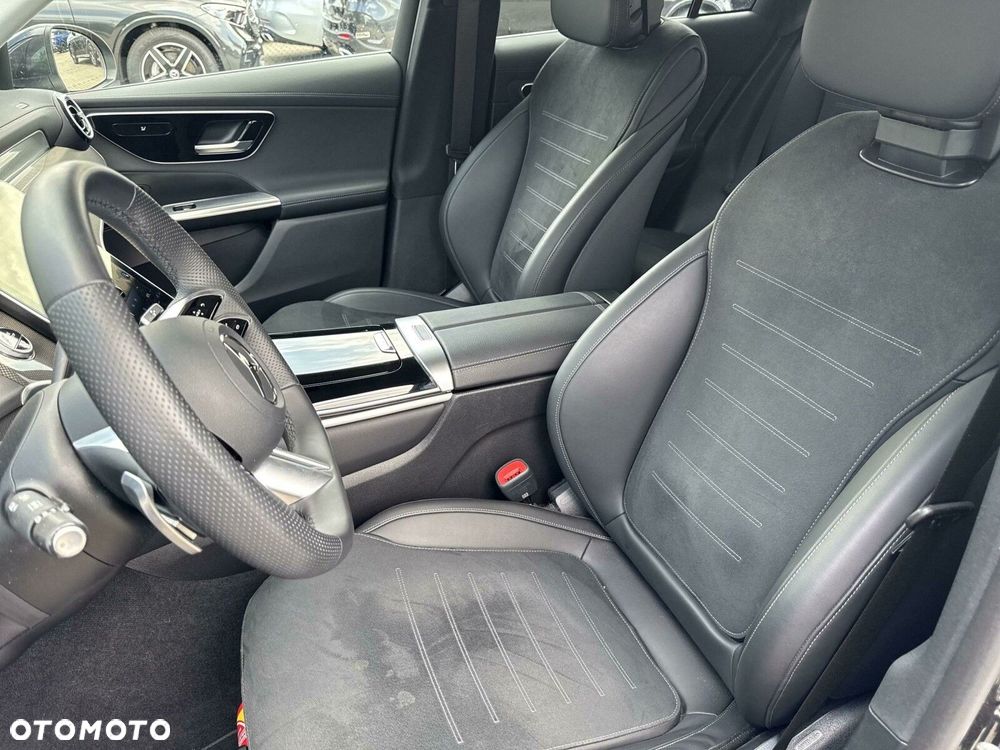 Mercedes-Benz GLC - 17