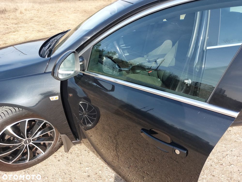 Opel Insignia 1.8 - 8