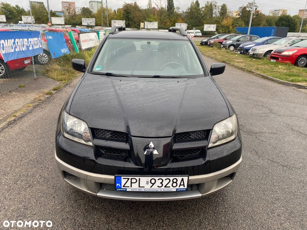 Mitsubishi Outlander 2.0 Comfort 4WD - 7