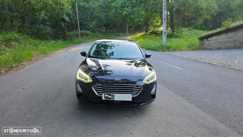 Ford Focus 1.0 EcoBoost S&S ST-LINE X - 8