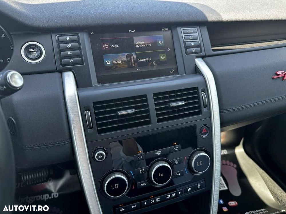 Land Rover Discovery Sport - 11