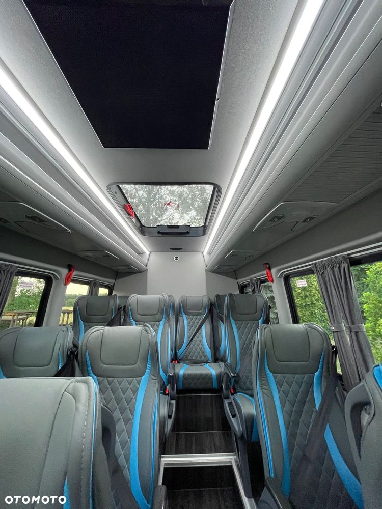 Mercedes-Benz Sprinter 519 - 16