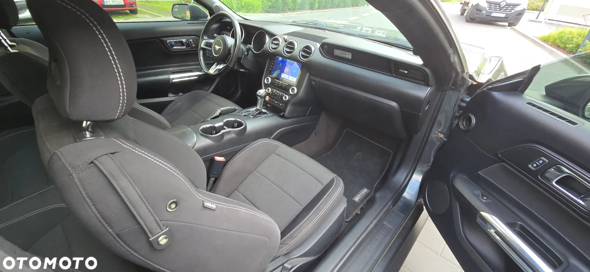 Ford Mustang - 5
