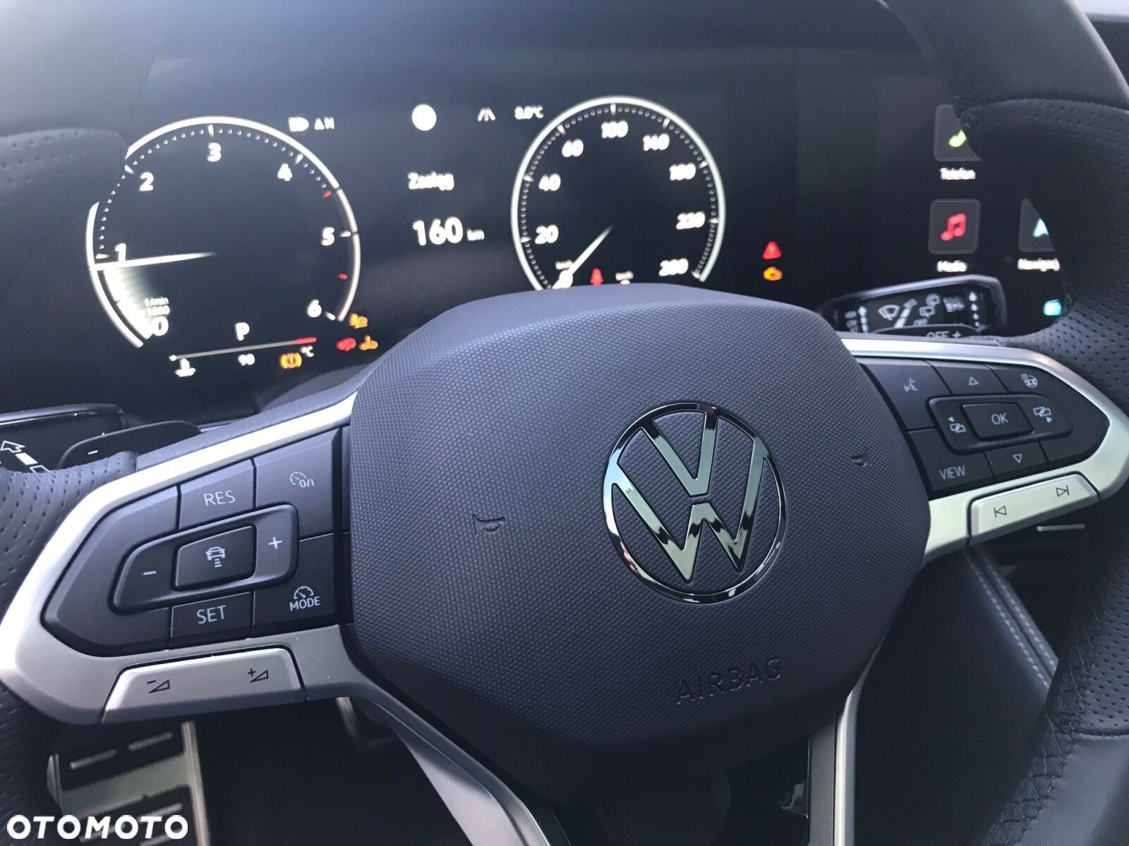 Volkswagen Touareg - 16