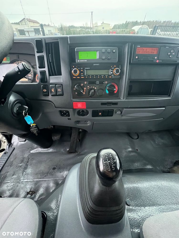 Isuzu N2R Termo King V-600 Max. (421) - 13