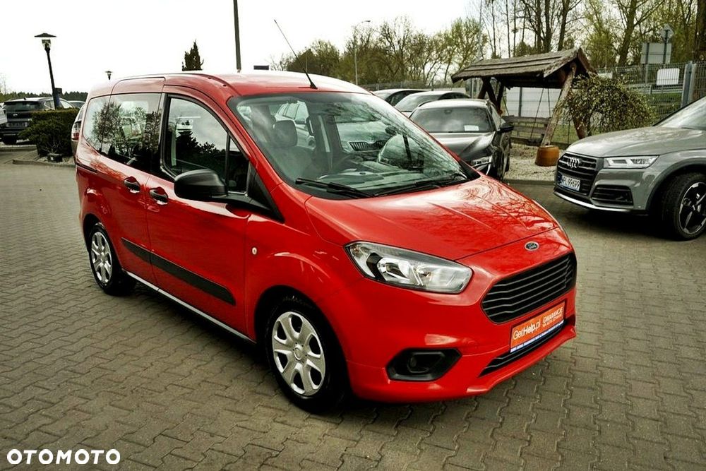 Ford Transit Courier - 4