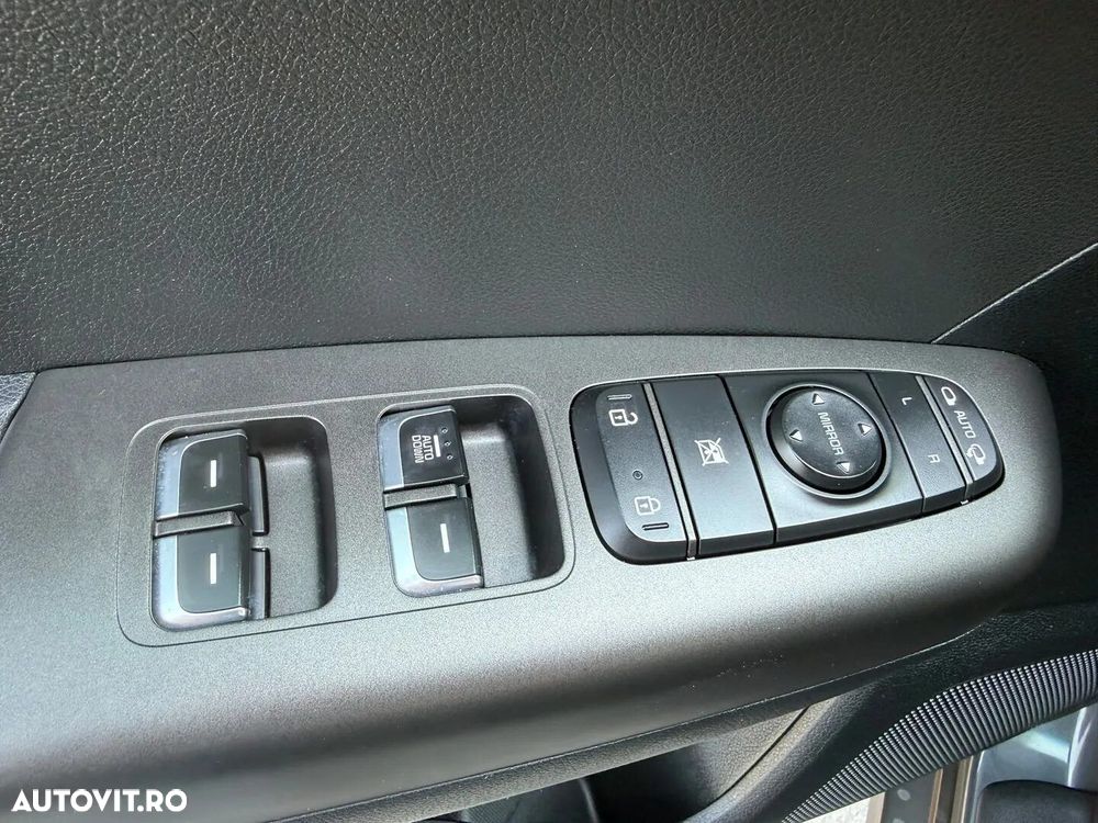 Kia Sportage 1.6 DSL 7DCT HP 4x2 Style - 10