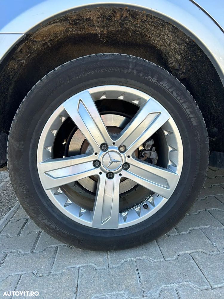 Mercedes-Benz ML - 8