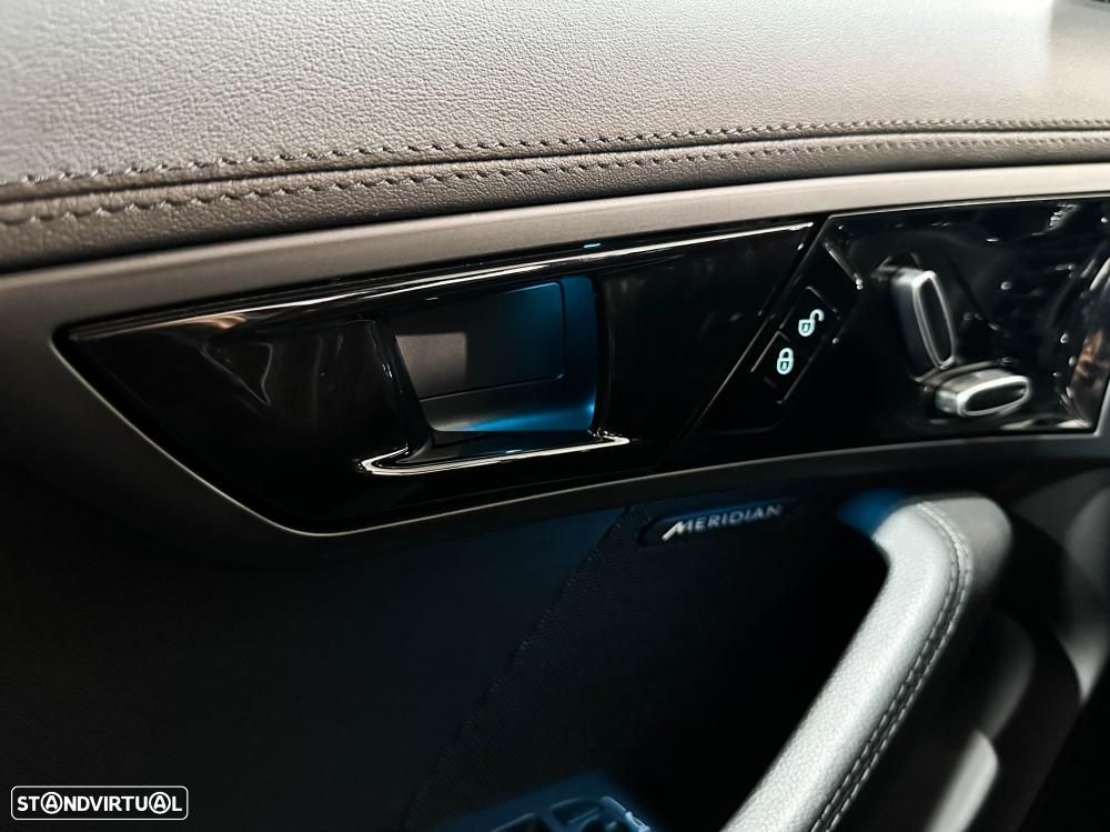 Jaguar F-Type P300 Aut. R-Dynamic Black - 24