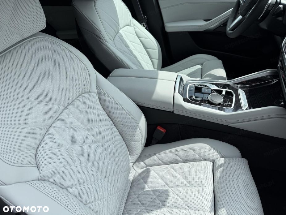 BMW X6 xDrive30d mHEV sport - 17