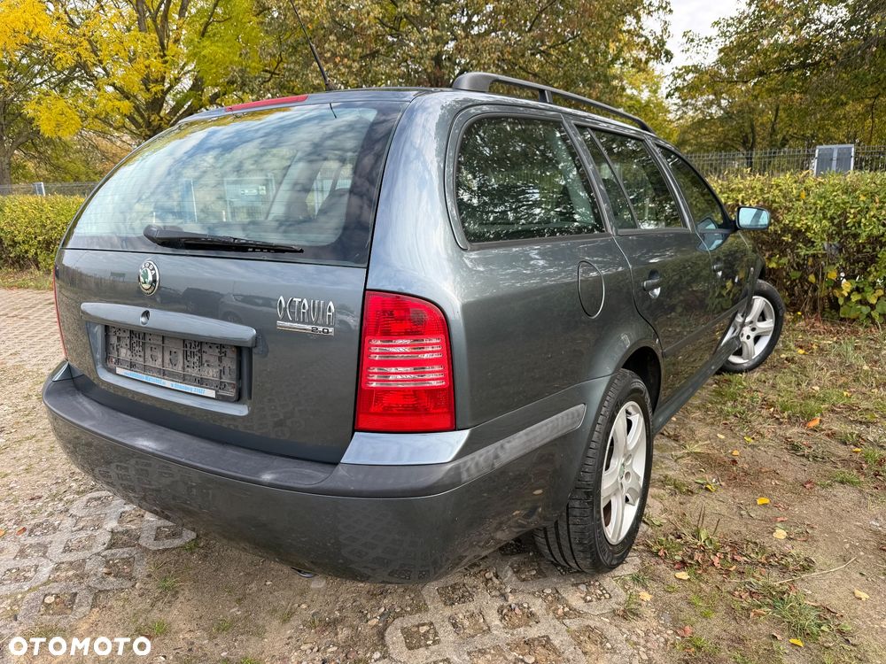 Skoda Octavia 2.0 Tour - 6
