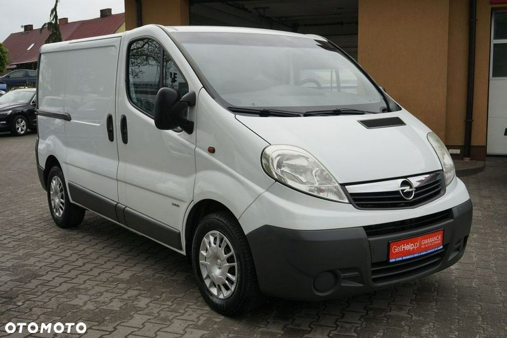 Opel Vivaro - 11
