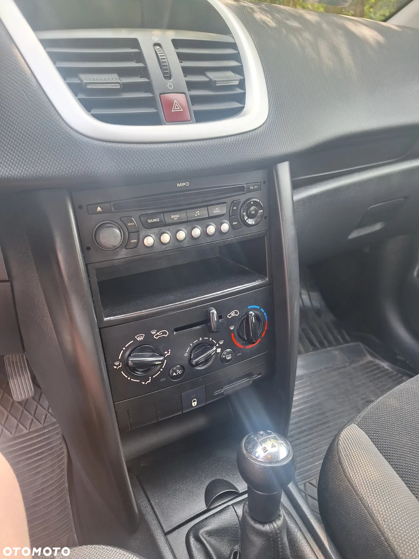 Peugeot 207 1.4 Trendy - 6
