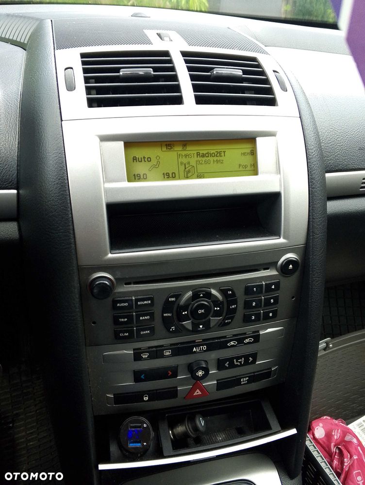 Peugeot 407 - 4