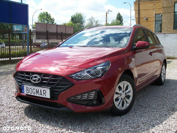 Hyundai i30 1.5 DPI Classic +