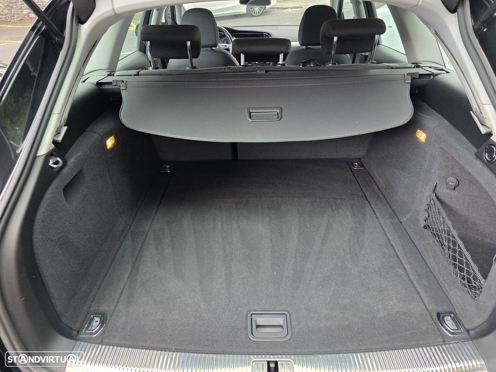 Audi A4 Avant 2.0 TDI Advance - 5
