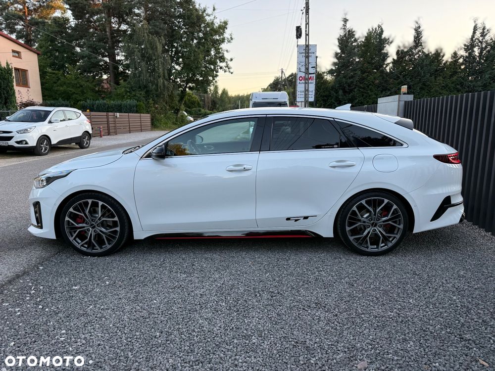 Kia ProCeed - 9