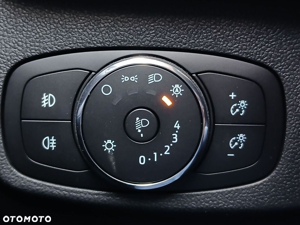 Ford Focus 1.5 EcoBlue Titanium X - 25