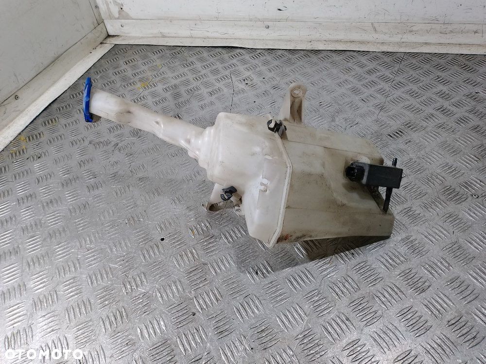 ZBIORNIK SPRYSKIWACZY HYUNDAI I20 I 1.4 16V - 4