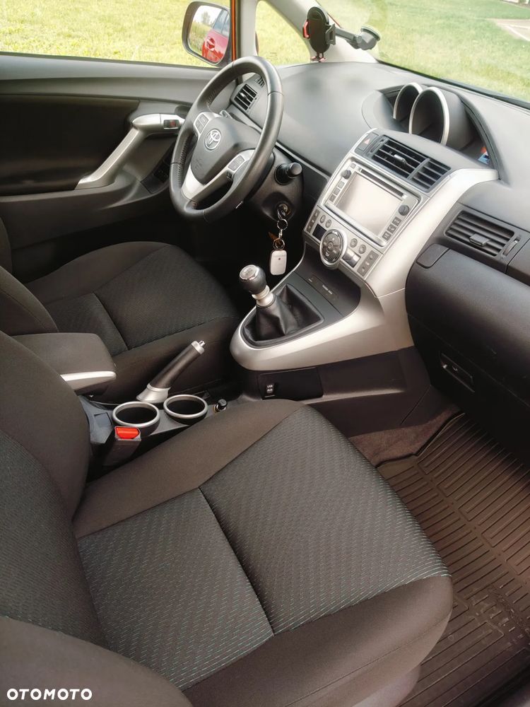 Toyota Verso 1.8 5-Sitzer Comfort - 7