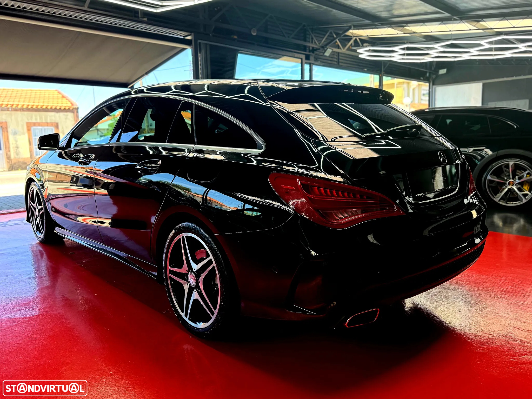 Mercedes-Benz CLA 180 d Shooting Brake AMG Line Aut. - 6