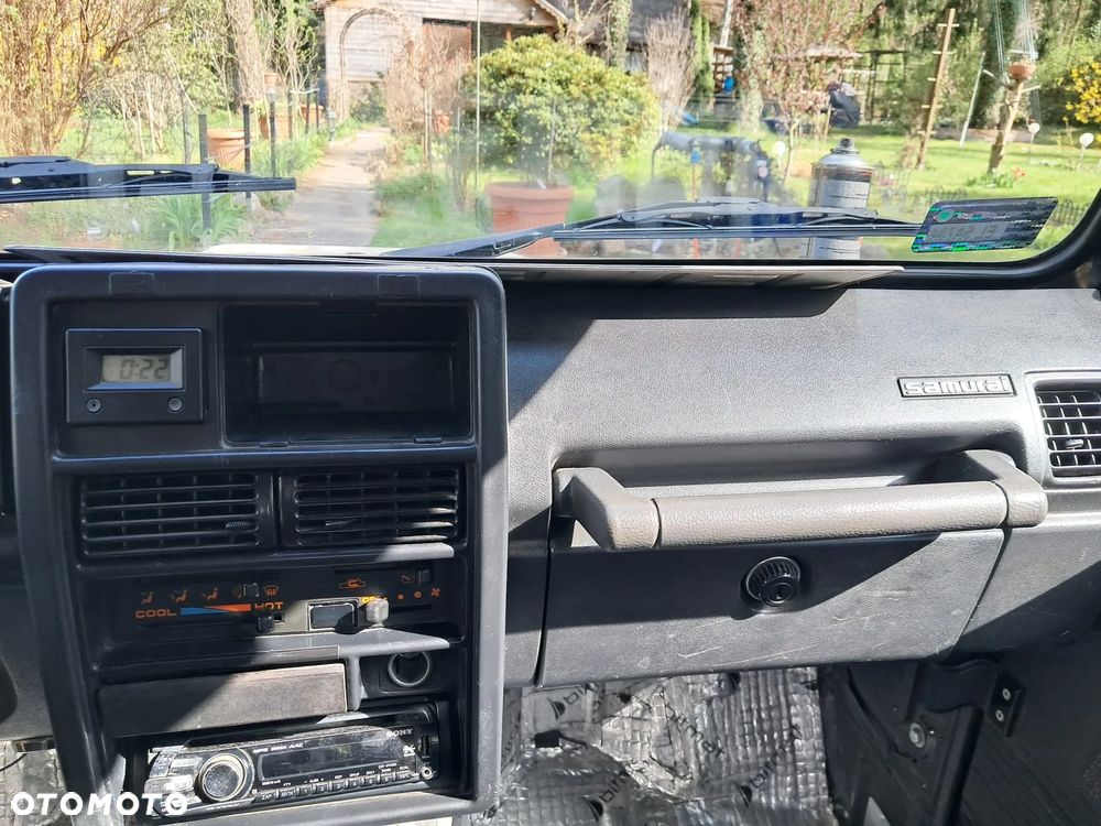 Suzuki Samurai 1.3 JX Canvas Top - 15