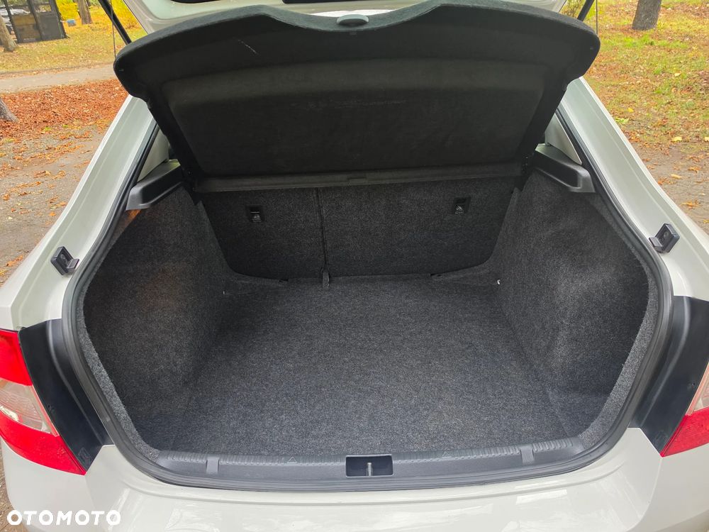 Skoda RAPID 1.2 TSI Style Plus - 20