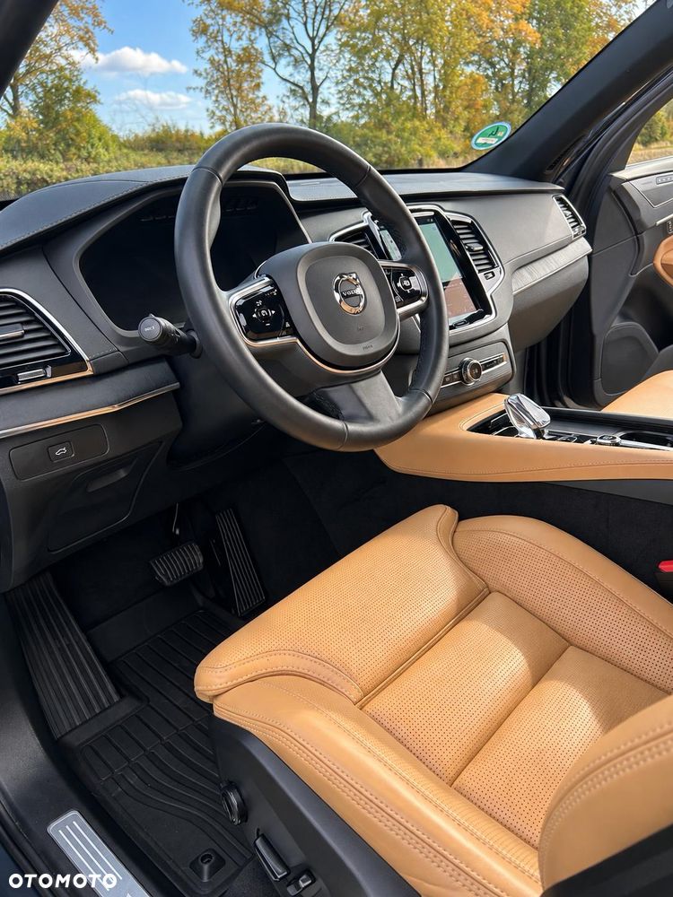 Volvo XC 90 - 7