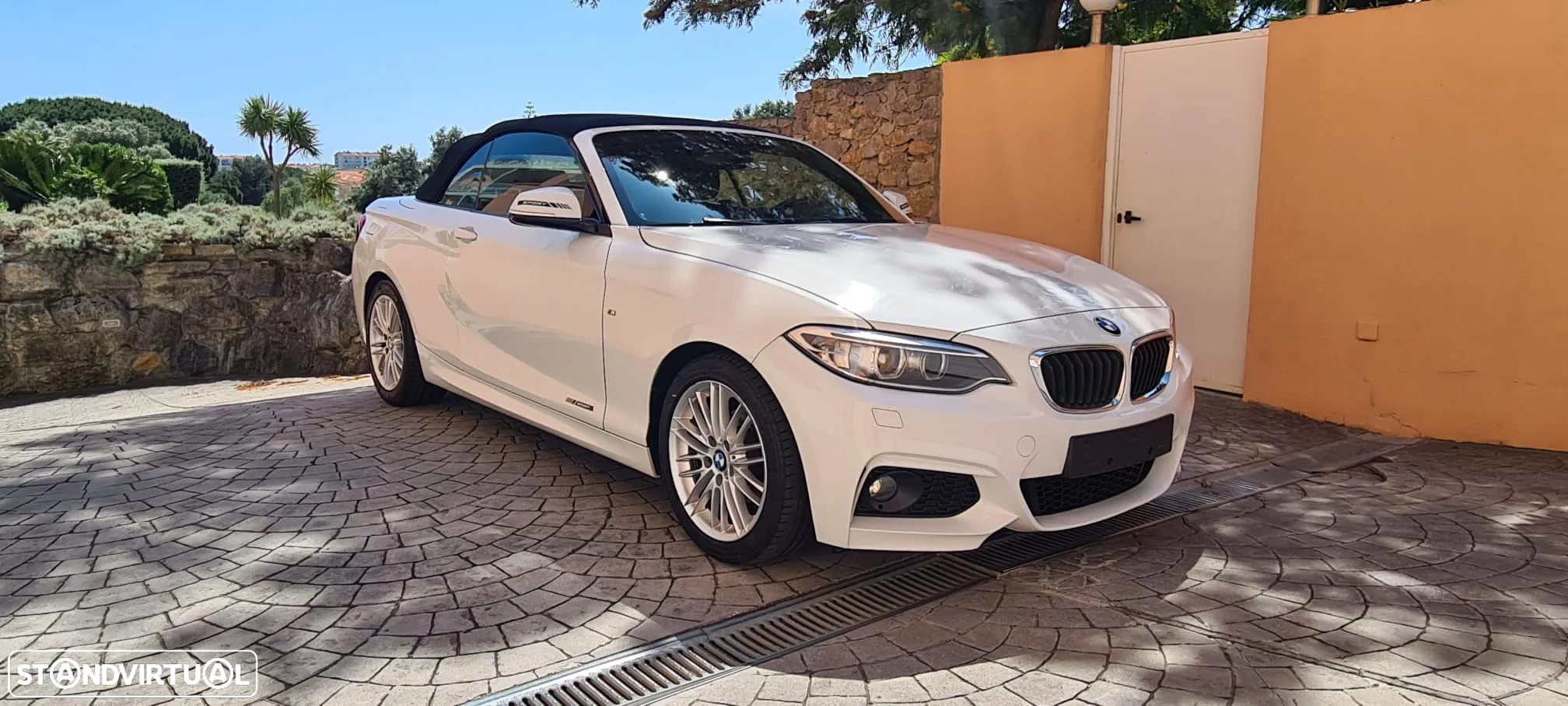 BMW 218 d Cabrio Pack M Auto - 23