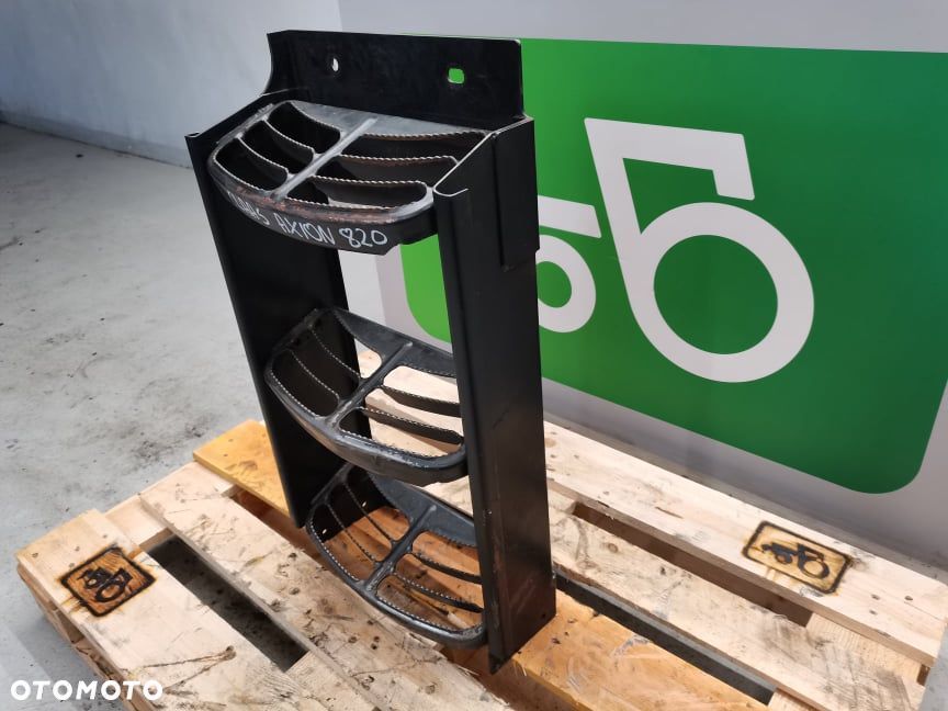 Stopnica Claas Axion 820 - 2