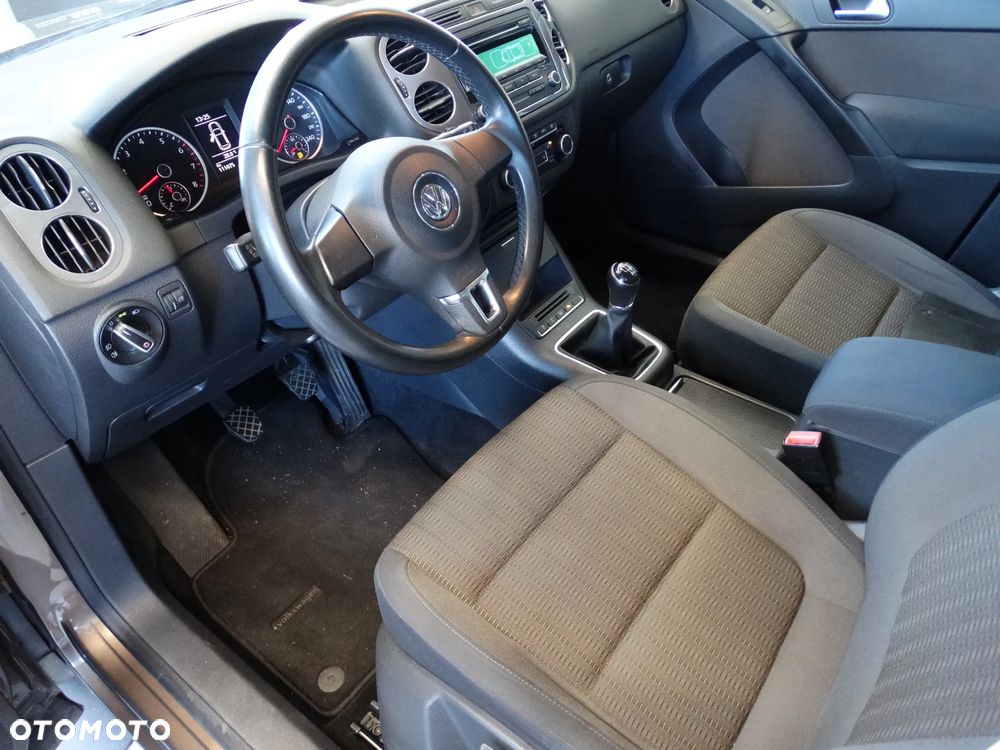 Volkswagen Tiguan 1.4 TSI Perfectline - 25
