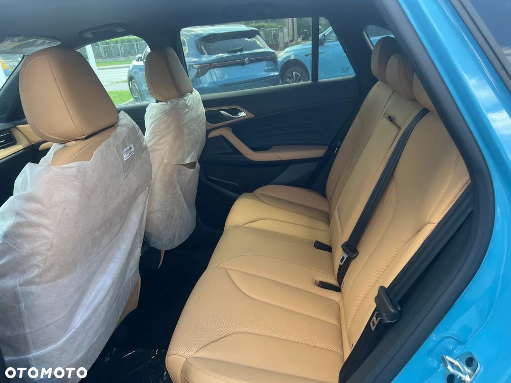 MG HS 1.5 T-GDI Excite DCT - 10