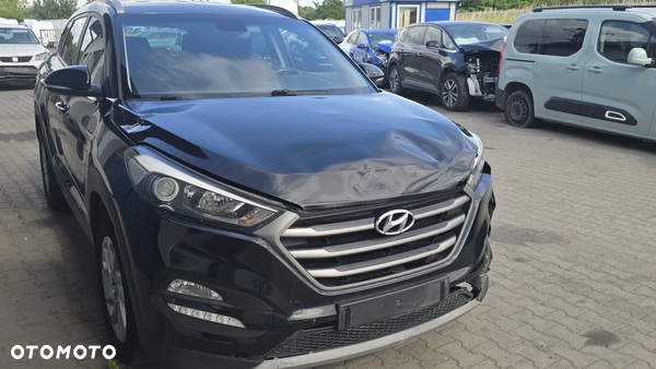 Hyundai Tucson blue 1.7 CRDi 2WD Style