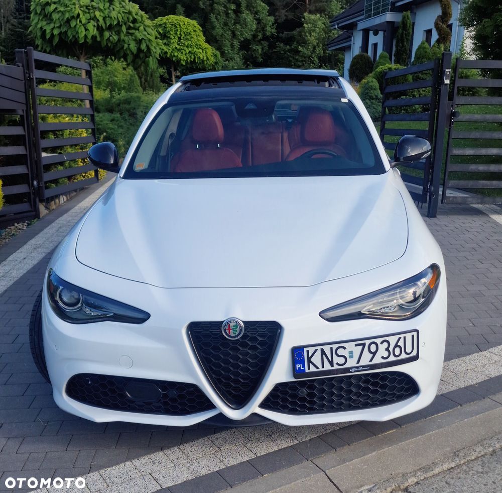 Alfa Romeo Giulia - 6