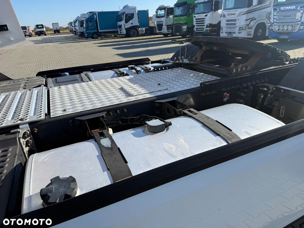 Renault T520 / DUŻA KABINA / PEŁNE SPOILERY / SPROWADZONY / STAN BDB / / / - 14