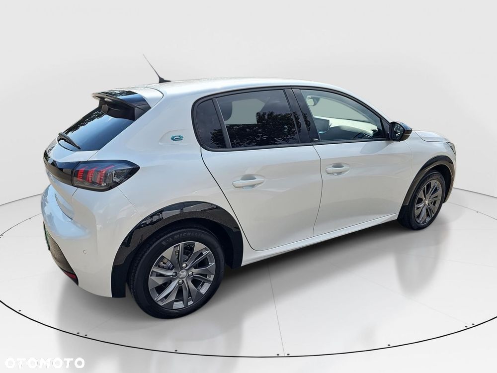Peugeot 208 Allure Pack - 6