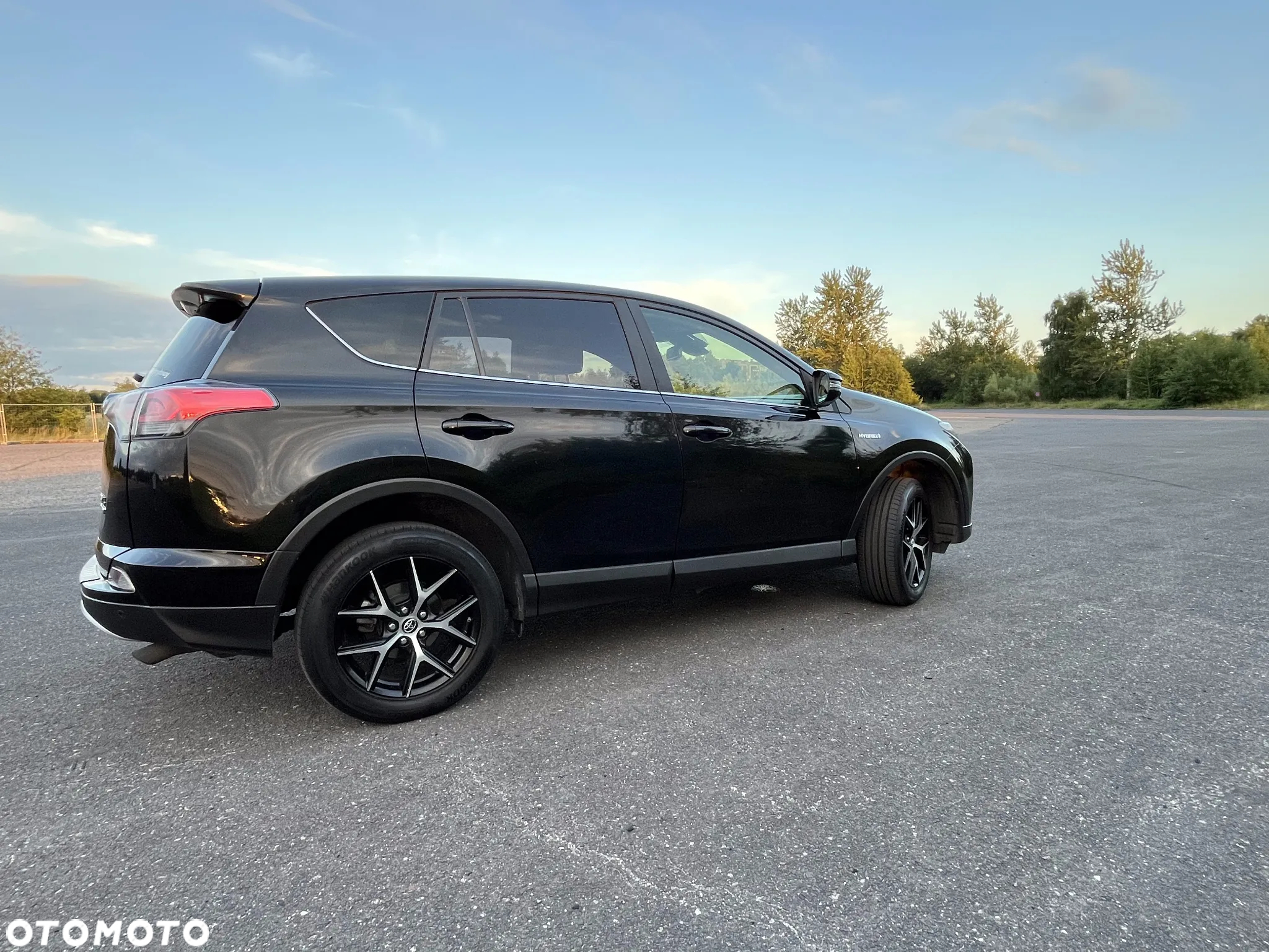 Toyota RAV4 Hybrid Premium 4x2 - 4