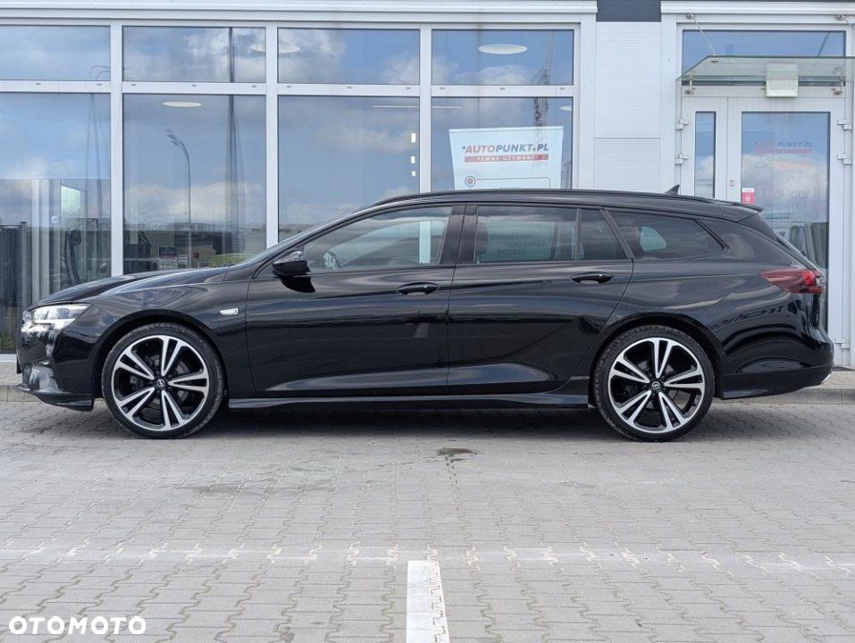 Opel Insignia - 32